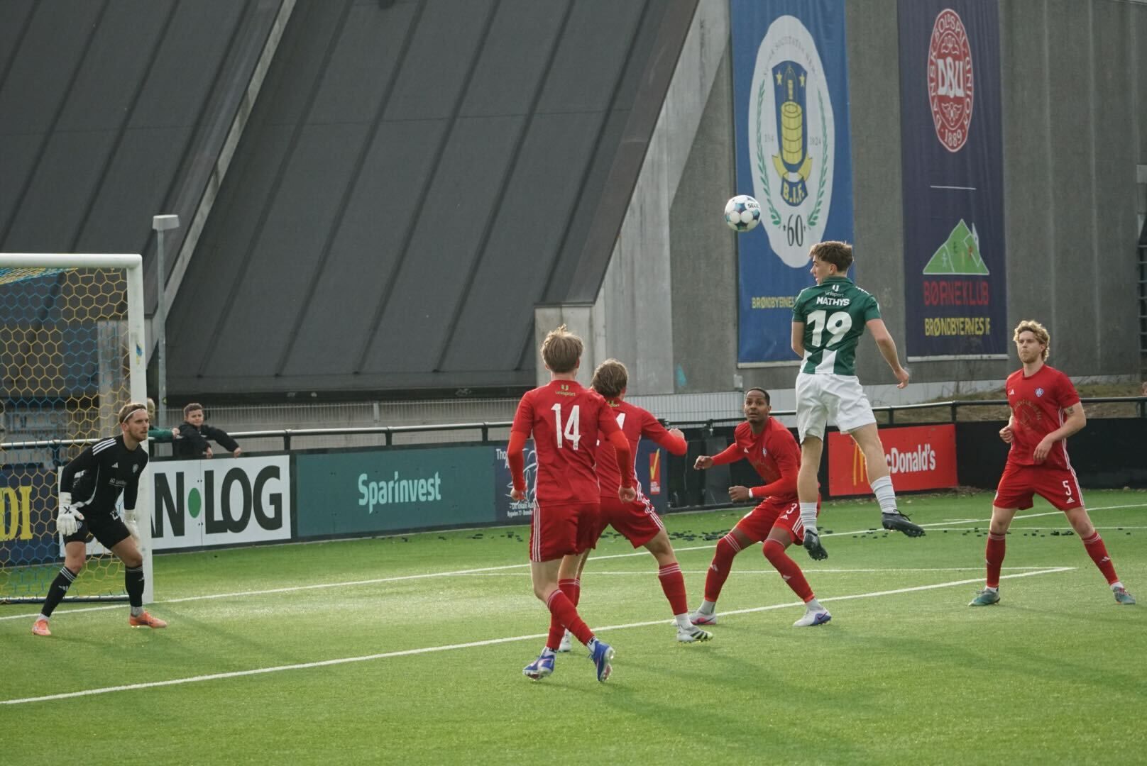 AB shows a strong spring-season opener against HIK