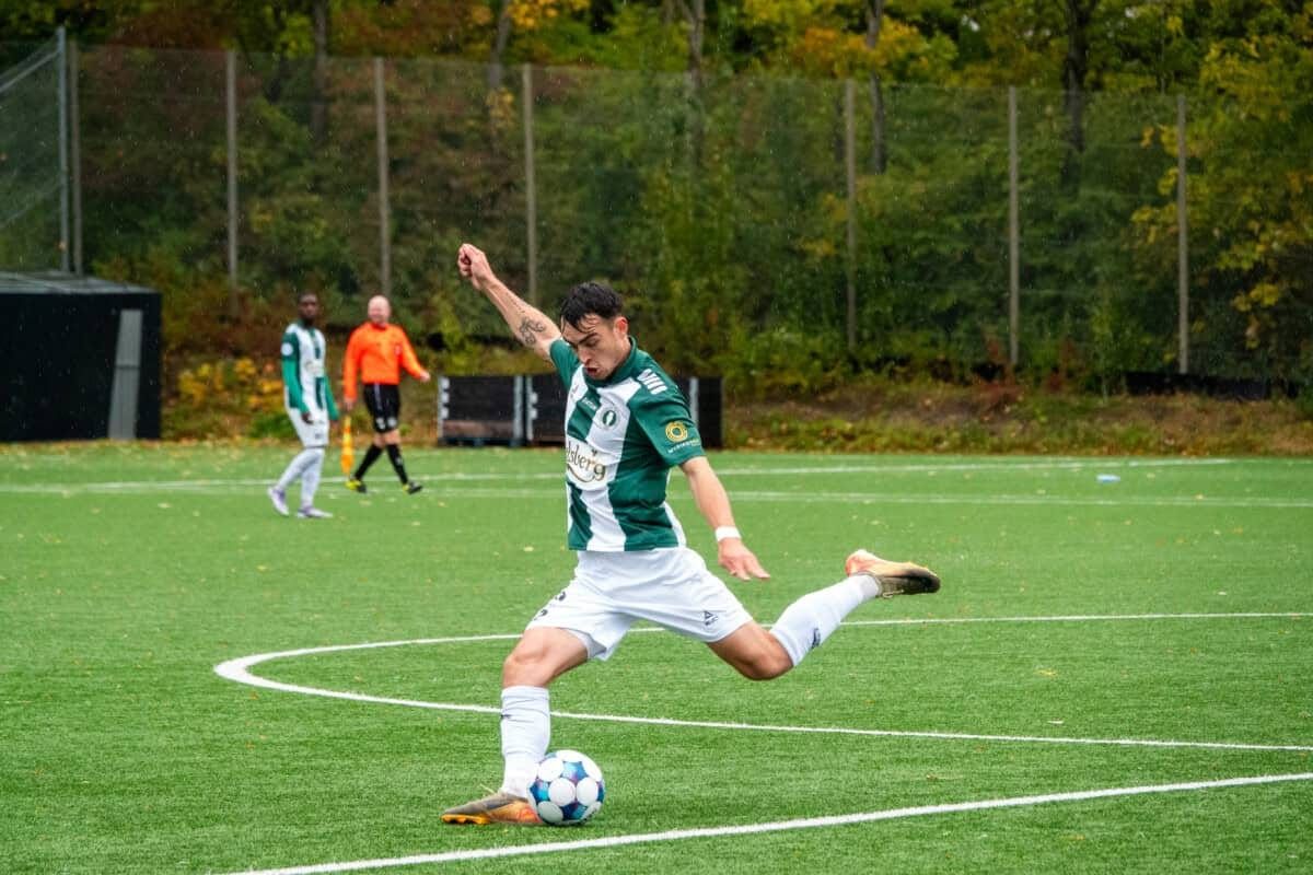 AB Faces Skive IK at Gladsaxe Stadium