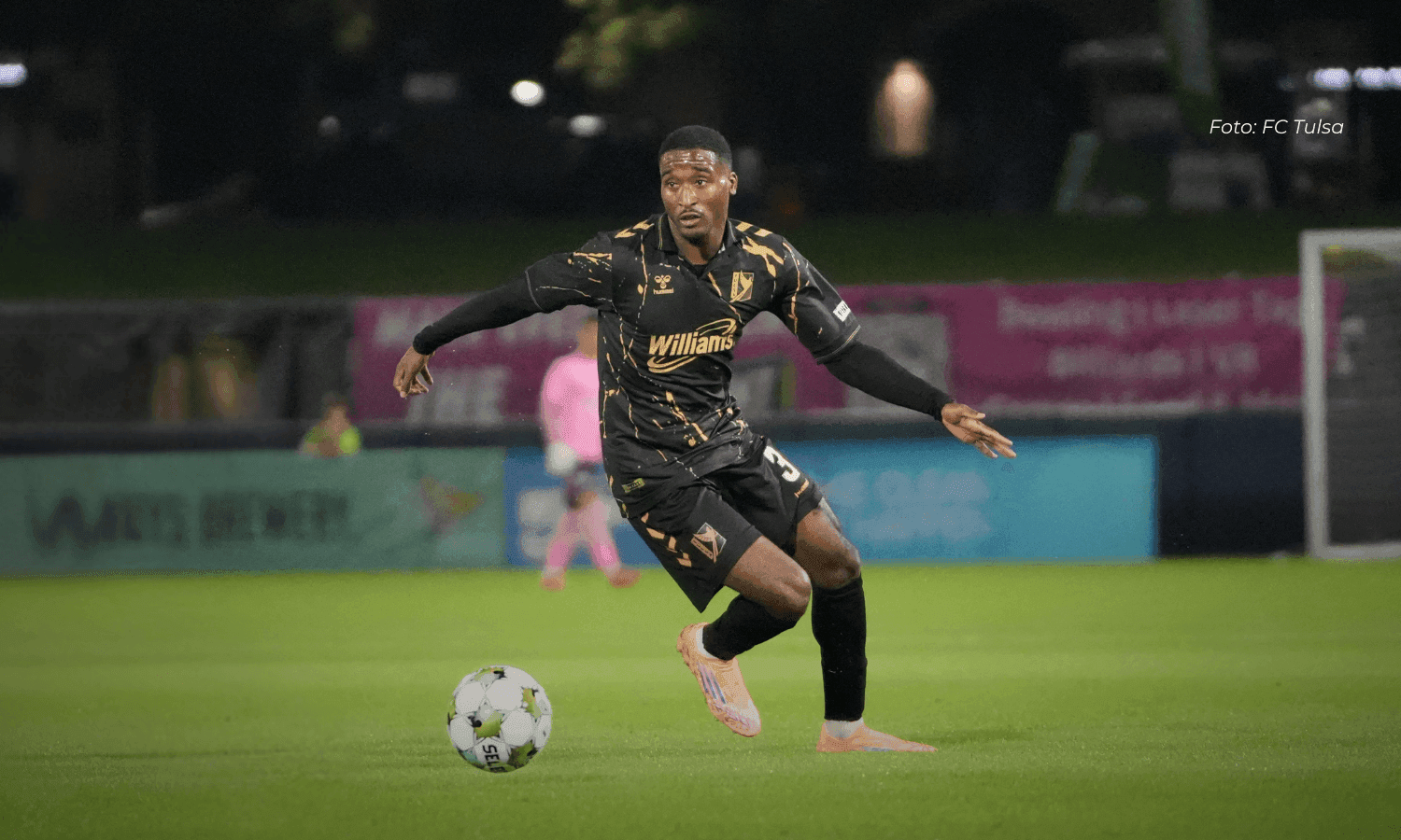 AB signs contract with left back Travian Sousa from MLS club Seattle Sounders