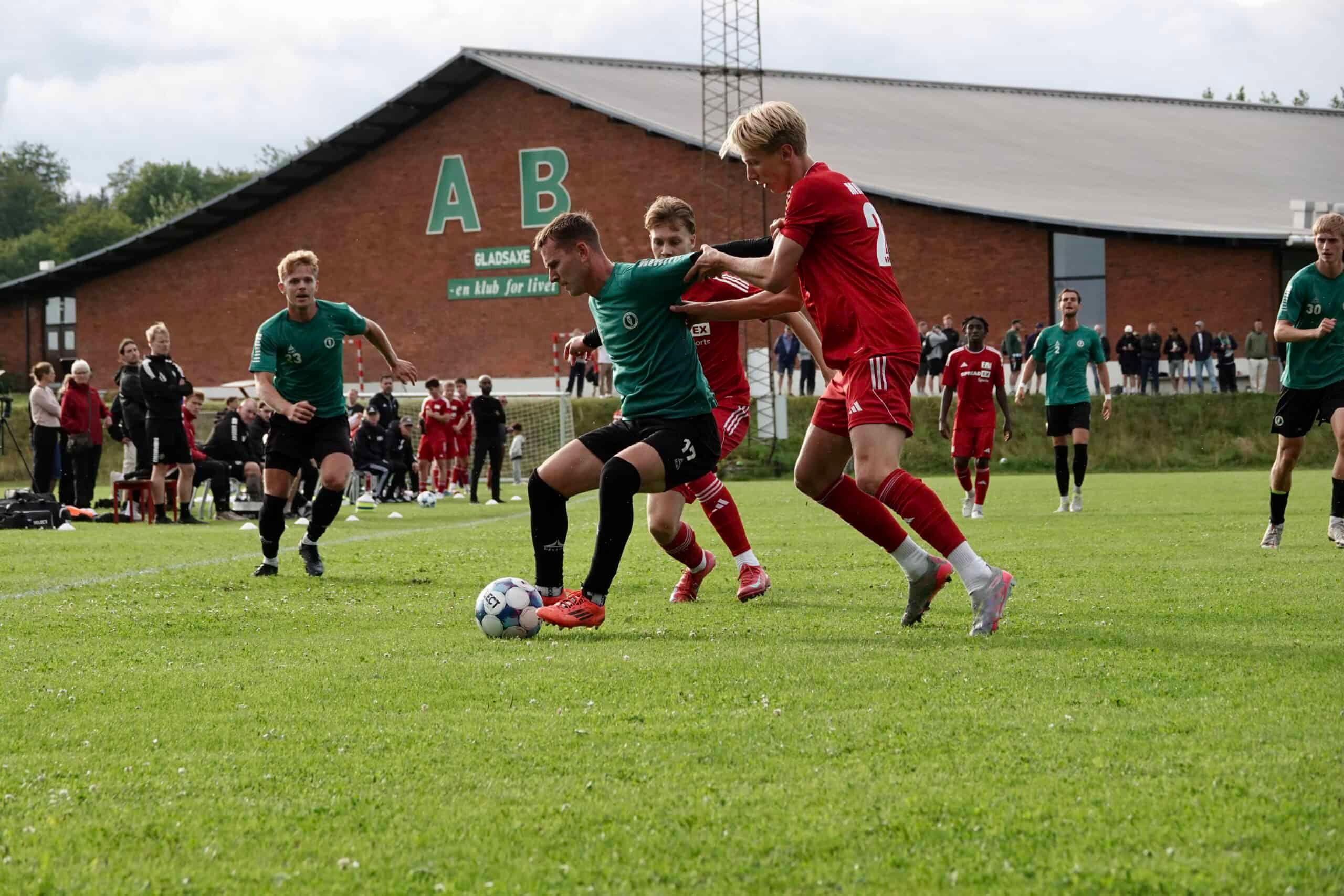 AB vandt 2-0 over FA 2000