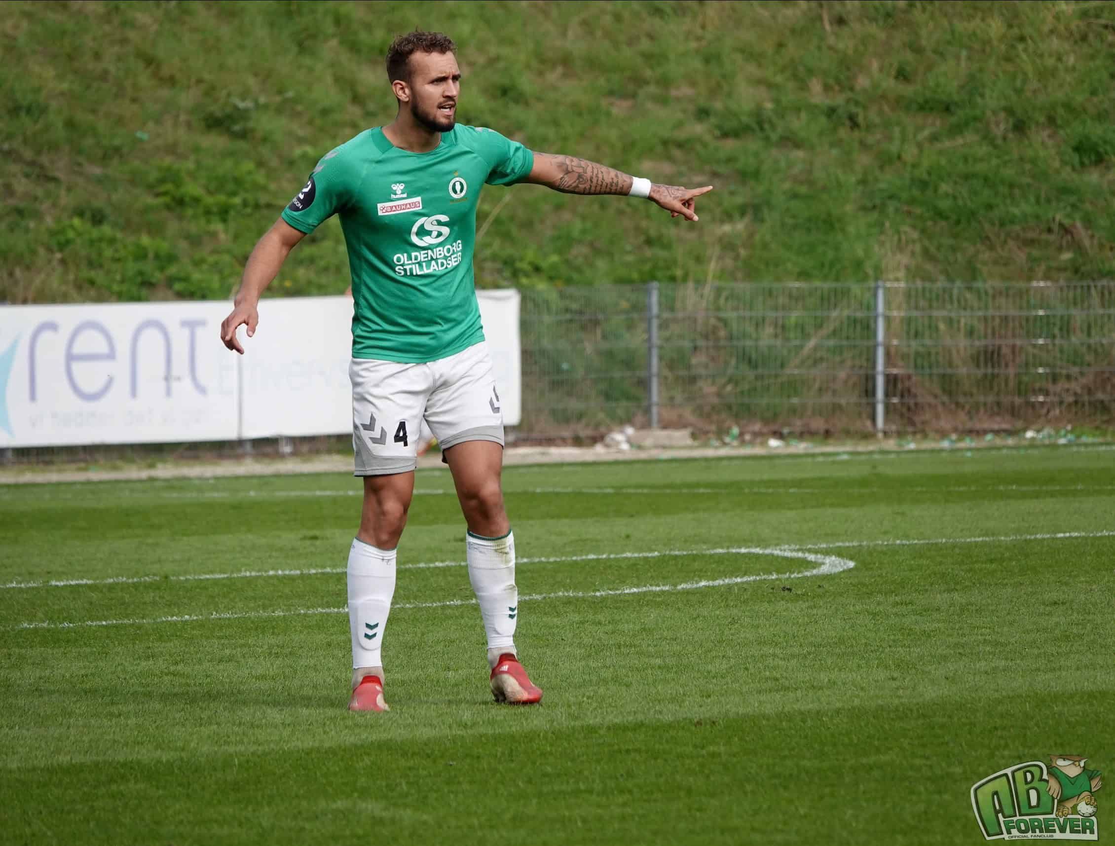 Anton Basbas Pedersen stopper i AB