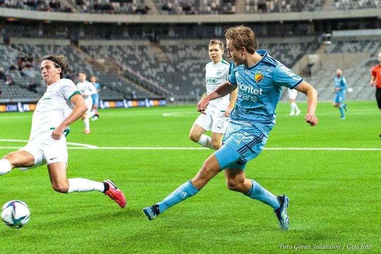 Axel Wallenborg joins AB on a rental agreement