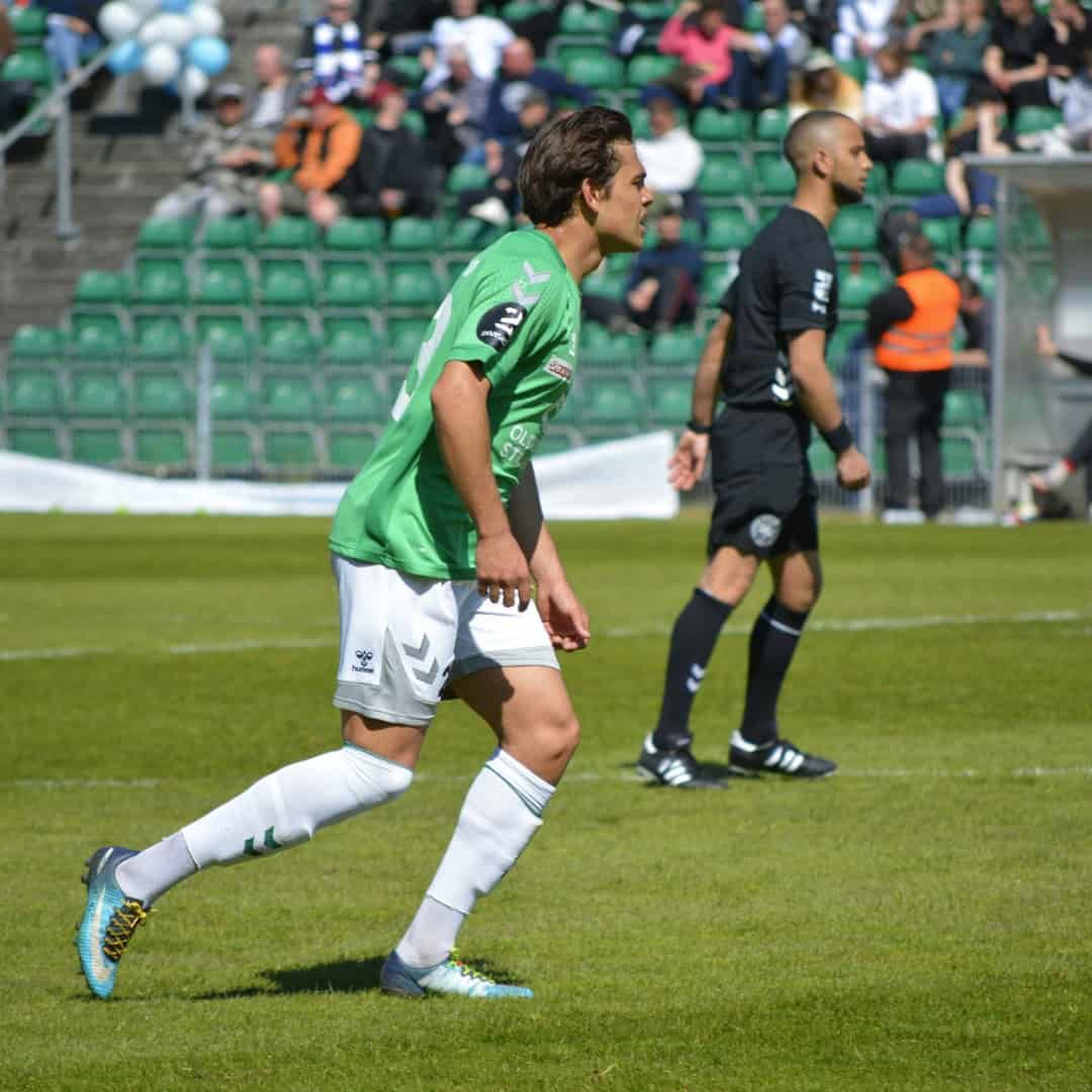 Defeat against B.93