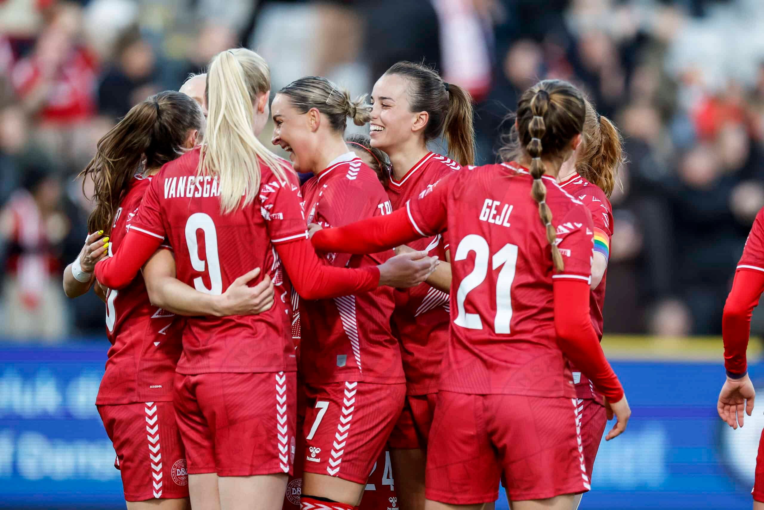 Landsholdsbrag på Gladsaxe Stadion