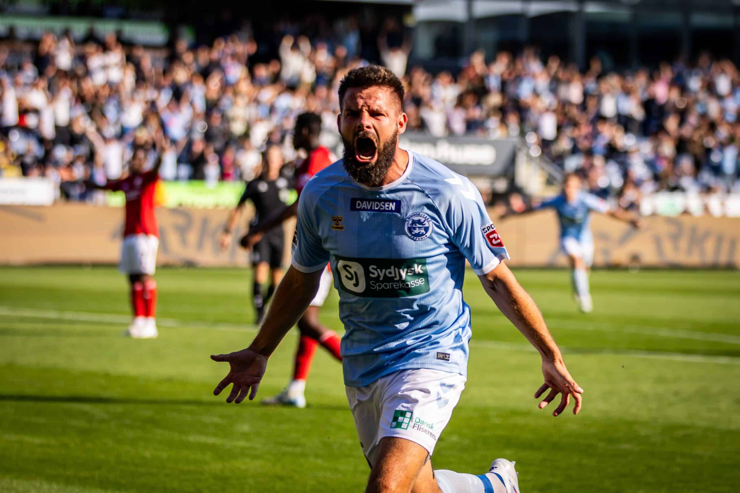 Marc Dal Hende in the summer transfer to AB
