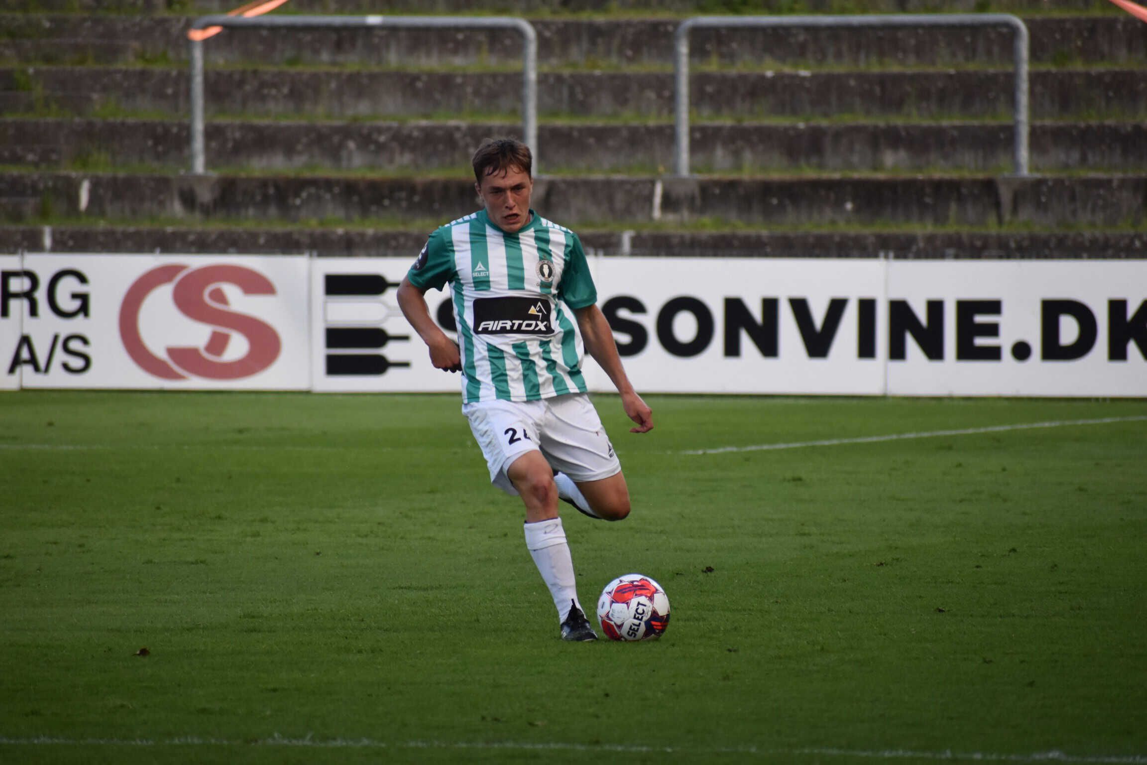 Mark Garly forlænger til 2026
