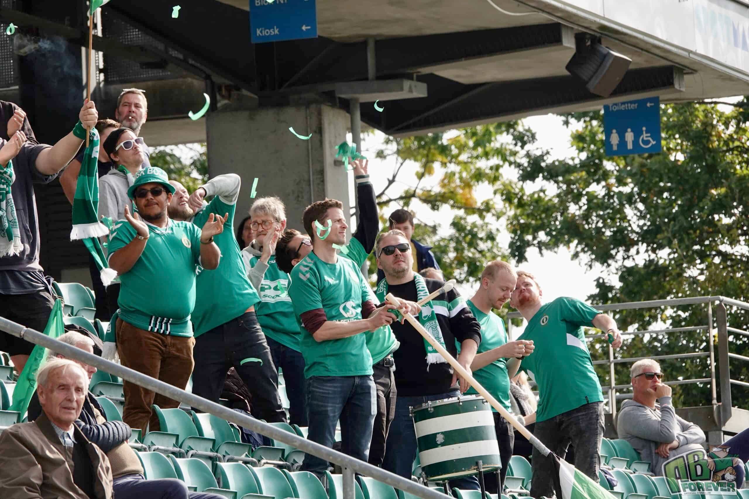 Spark weekenden igang med fredagsbold på Gladsaxe Stadion!