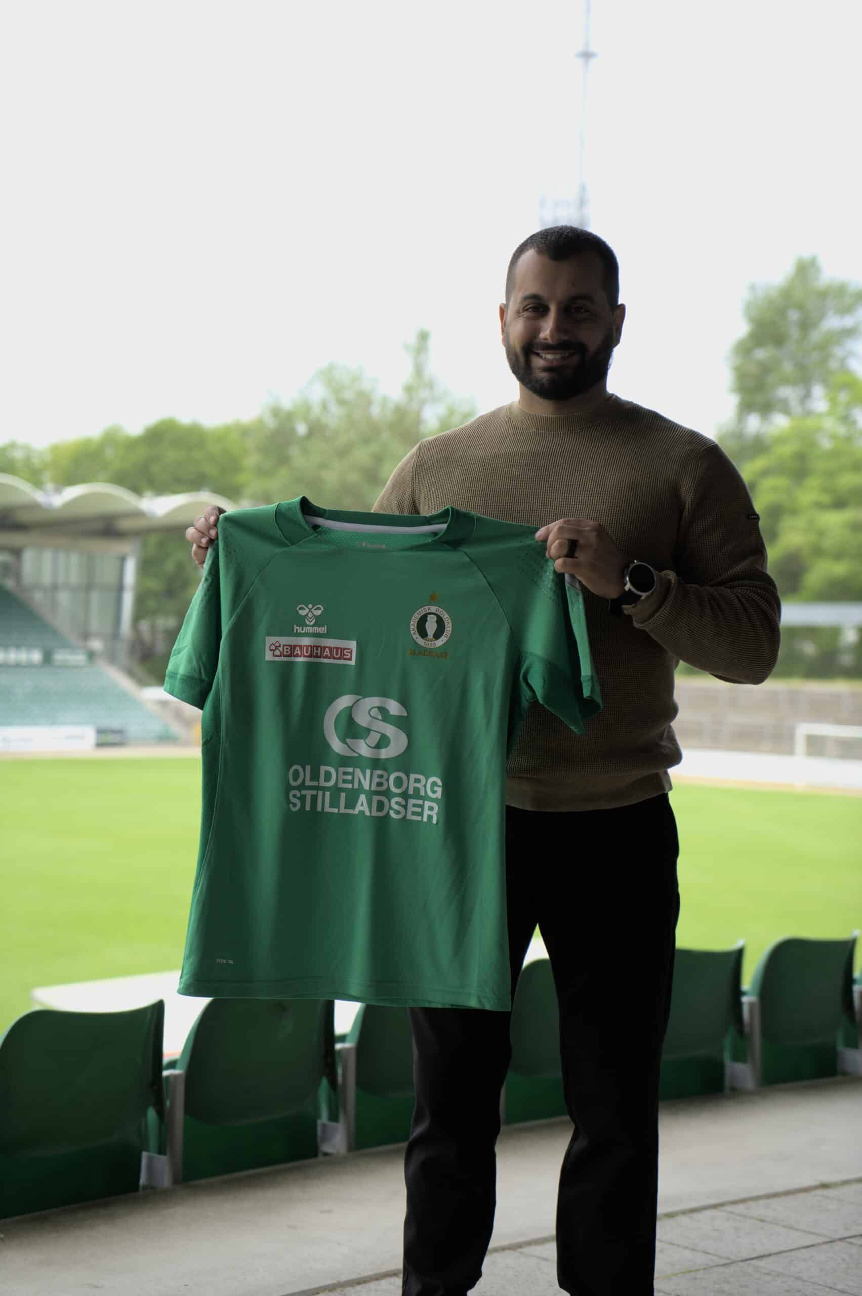 Swedish David Roufpanah becomes new AB coach